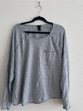 Vintage H&M Men's Heather Gray Long-Sleeve Pocket Shirt